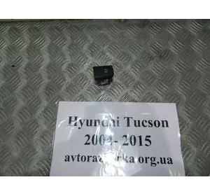 Кнопка обогрева сид. Hyundai Tucson 2004-2010 933202E001 (Арт. 14741)