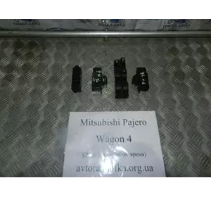 Кнопка стеклоподъемника Mitsubishi Pajero Wagon 2006-2021 8608a143 (Арт. 10063)