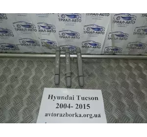 Ручка потолка Hyundai Tucson 2004-2010 853902E100LO (Арт. 15050)