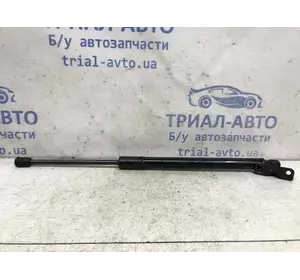 Амортизатор крышки багажника Hyundai Santa fe 2012-2019 81771-2W000 (Арт. 34606)
